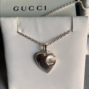 Gucci necklace